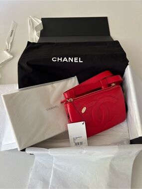Authentic CHANEL Red Waistbag 2019 Spring/Summer